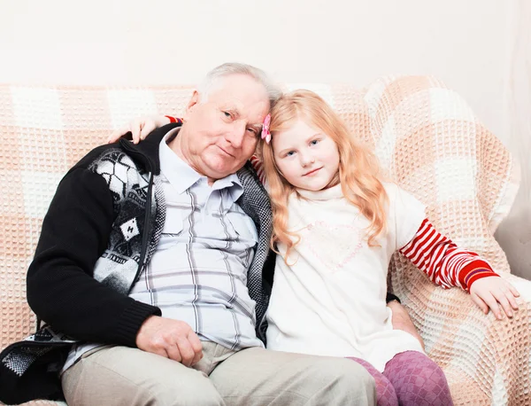 Old men and little girl — Stock Photo, Image