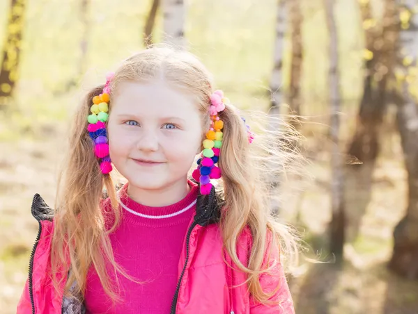 Happy girl in spring outdoor — Stock Photo, Image