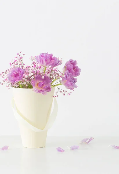 ピンクのチューリップとジプシーの花束 — ストック写真