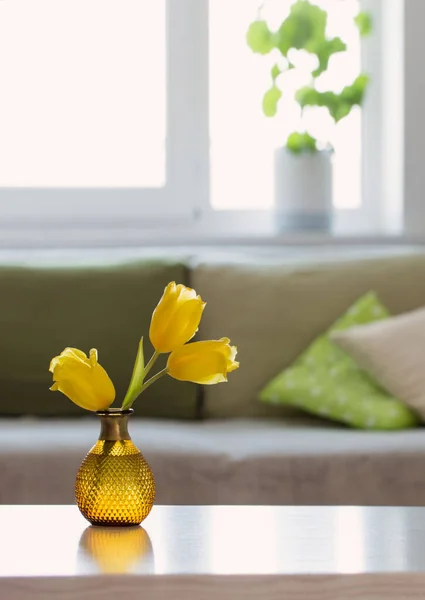 Interior Branco Casa Com Flores Primavera Decorações — Fotografia de Stock