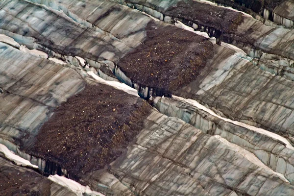 Каменная река на леднике 3 — стоковое фото