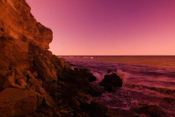 Μυστική Παραλία Βράχια Μαγεία Και Ομορφιά Της Θάλασσας Υπερρεαλιστική Τέχνη — Φωτογραφία Αρχείου