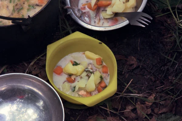 Nourriture Camping Soupe Fromage Pour Une Grande Entreprise Champ Chaudière — Photo