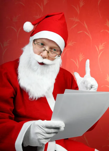 Santa claus otrzymasz list — Zdjęcie stockowe