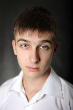 Genç adam portresi
