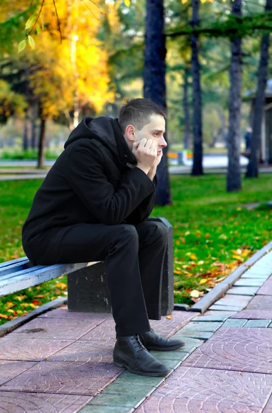 Trauriger junger Mann — Stockfoto