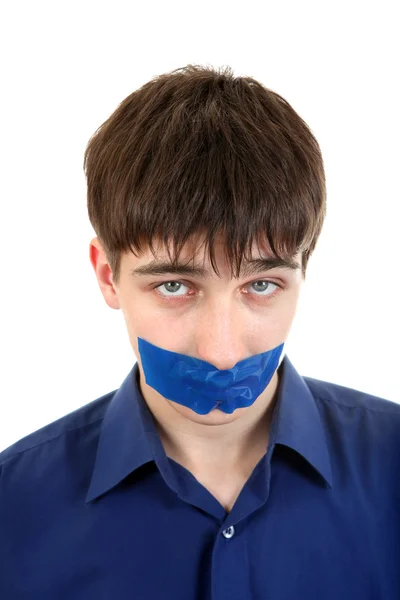 Jeune homme avec bouche scellée — Photo