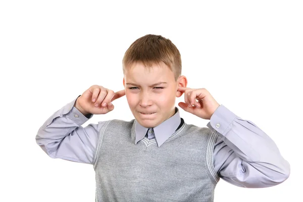Menino tapa os ouvidos — Fotografia de Stock