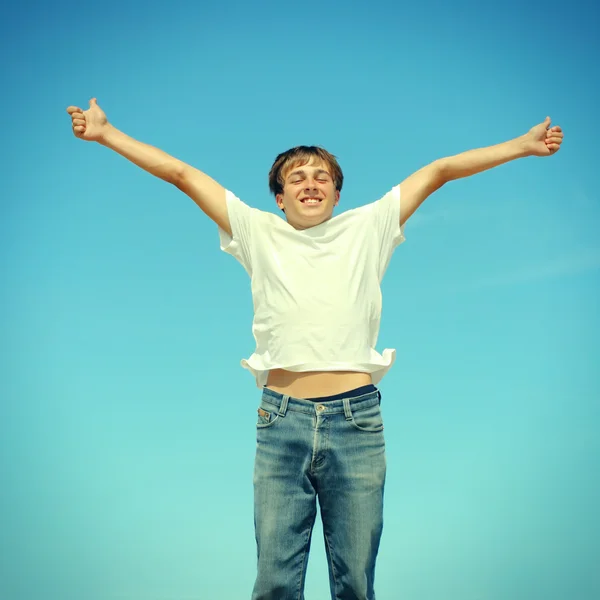 Feliz adolescente saltando — Fotografia de Stock