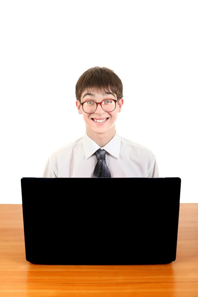 Nerd-Student mit Laptop — Stockfoto