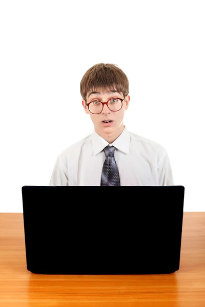 Verrast student met laptop — Stockfoto