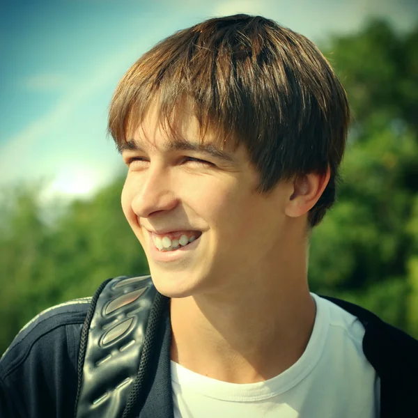 Retrato adolescente feliz — Fotografia de Stock