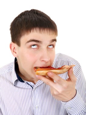 Genç pizza yemek