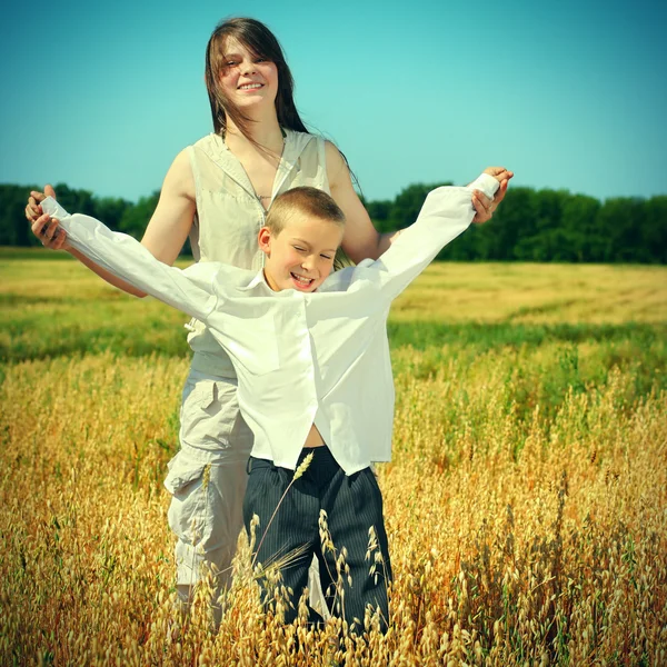 Brother and Sister outdoor — Stock Photo, Image