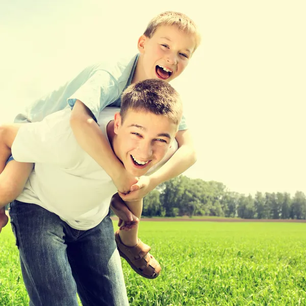 Happy Brothers outdoor — Stock Photo, Image
