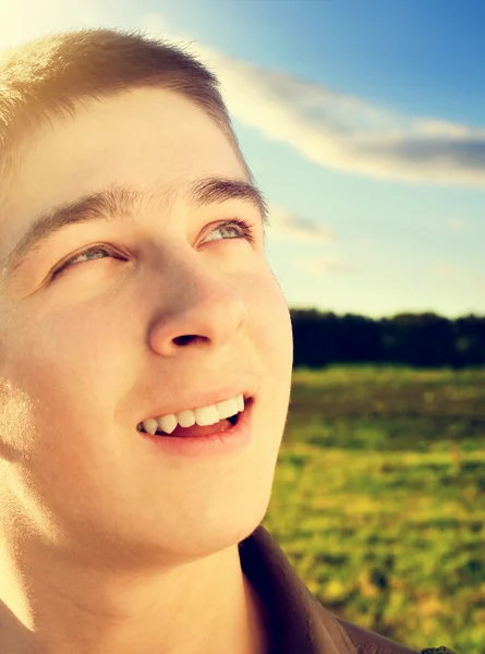 Retrato de hombre joven —  Fotos de Stock