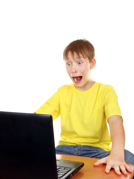 Scared Kid with Laptop — Stock Photo, Image