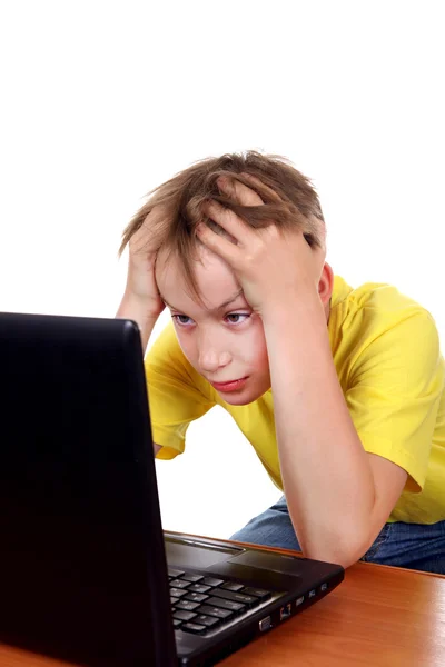 Troubled Kid with Laptop — Stock Photo, Image