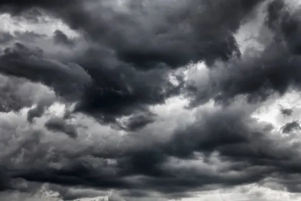 Nuvens Escuras Dramáticas Antes Tempestade Chuva — Fotografia de Stock