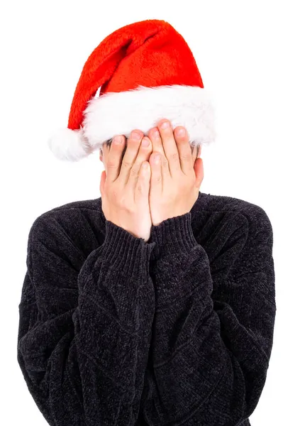 Грустный Молодой Человек Санта Шляпе Плачет Изолированный Белом Фоне — стоковое фото
