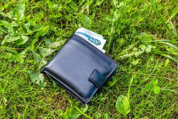 Lost Wallet Russian Money Grass — Fotografia de Stock