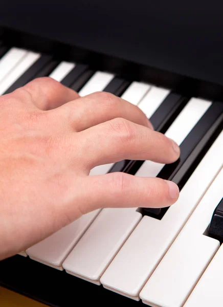 Person Play Piano Keyboard Detail Closeup — Stock Photo, Image