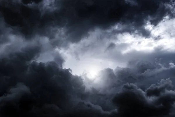 Nuvens Chuva Escura Dramáticas Antes Tempestade Trovão Para Fundo Fotografia De Stock