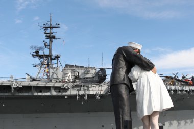 San diego WWII kiss heykel töreni
