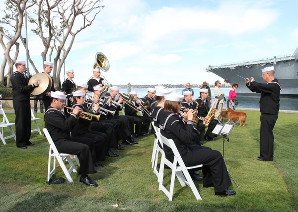 San Diego WWII Kiss Statue Ceremony — Stock Photo, Image