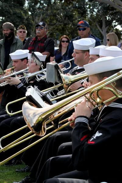 San diego wwii kiss standbeeld ceremonie — Stockfoto