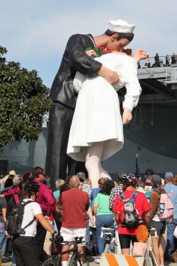 San diego WWII kiss heykel töreni