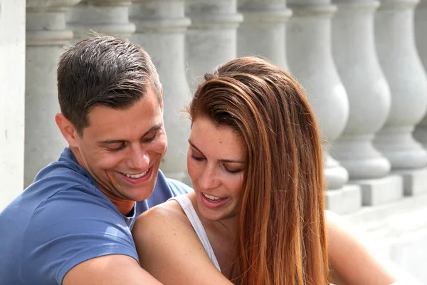 Young Couple Bridge — Stock Photo, Image