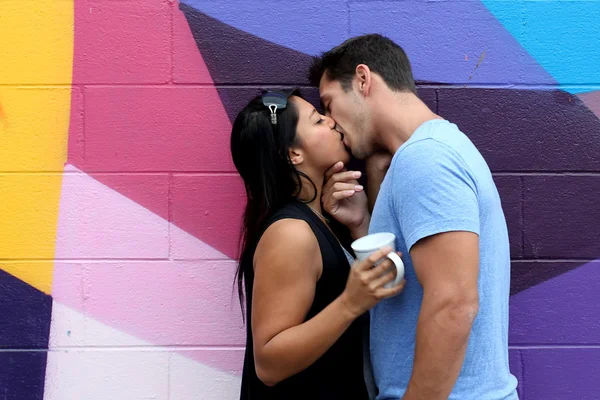 Kissing — Stock Photo, Image