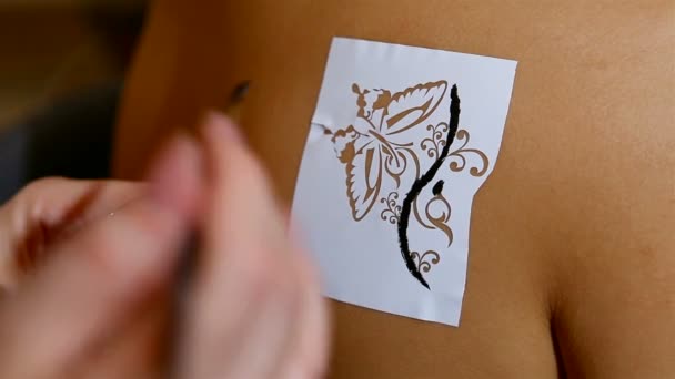 Tatuagem hena tradicional indiana — Vídeo de Stock