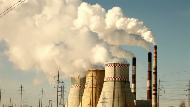 Thermal power plant, time-lapse, smoke — Stock Video