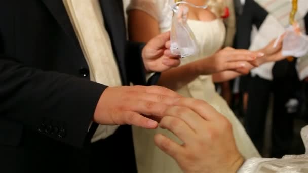 Cérémonie de mariage orthodoxe — Video