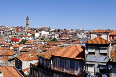 Clerigos tower ve porto eski şehir