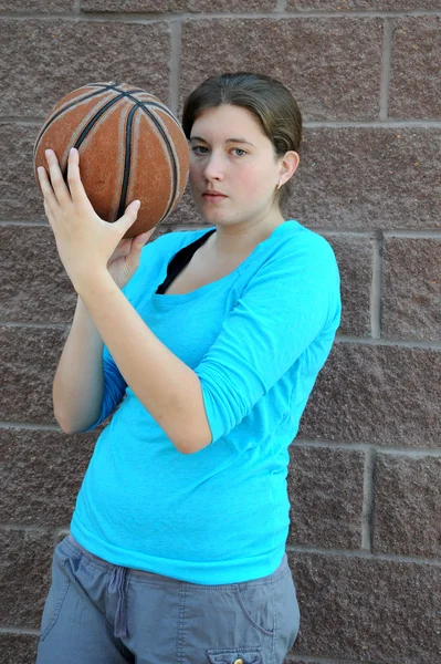 Баскетболистка . — стоковое фото