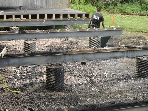 Mordbrand undersökning. — Stockfoto