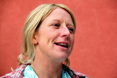 halk müziği sanatçısı.