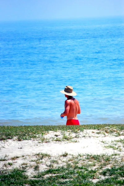 Lifeguard a piedi . — Foto Stock