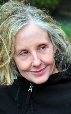 Olgun kadın güzelliğinin.