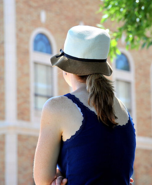 Жилье с низким доходом
.