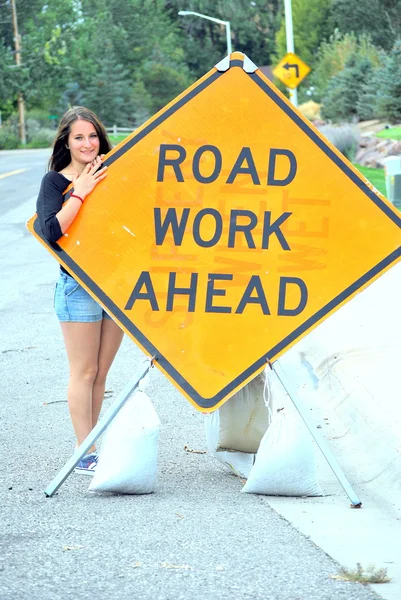 Yol çalışmaları öncesinde işaret. — Stok fotoğraf