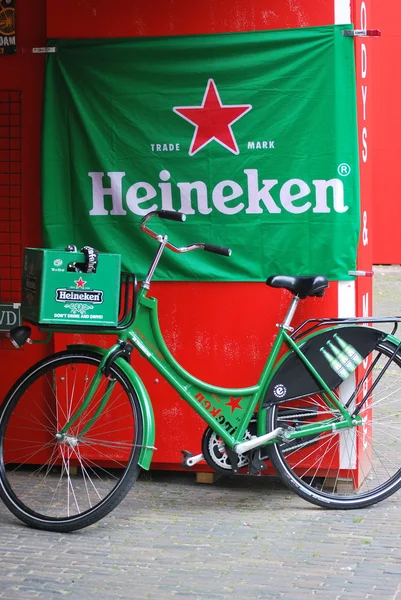 Affichage de bière Heineken . — Photo