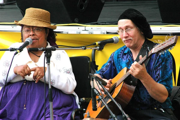 Seattle July 2006 Usa Circa Interracial Street Musicians Performing Donations — Stock Photo, Image