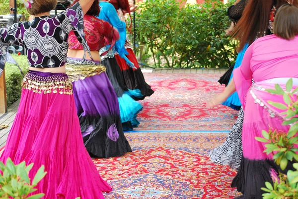 Belly Dancers Doing Practice Session Stage — Stock Photo, Image