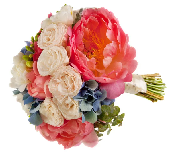 Bukiet ślubny z różami i piwonią — Zdjęcie stockowe