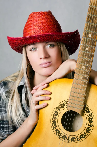 A menina bonita no chapéu de cowboy — Fotografia de Stock