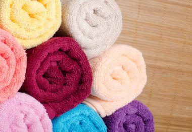 kombine renkli havlu